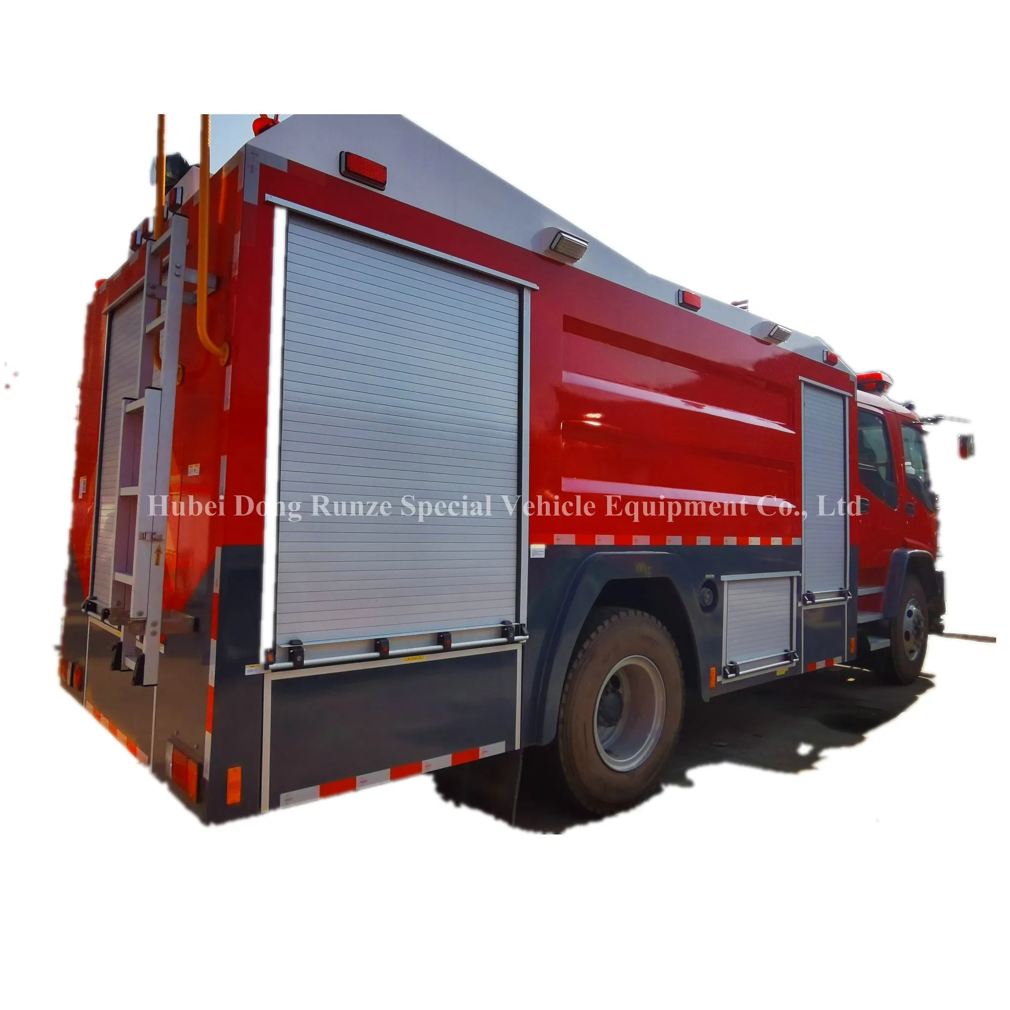 Double Cabin Is Zu 6-8t Ftr Fire Fighting Truck Fire Engine