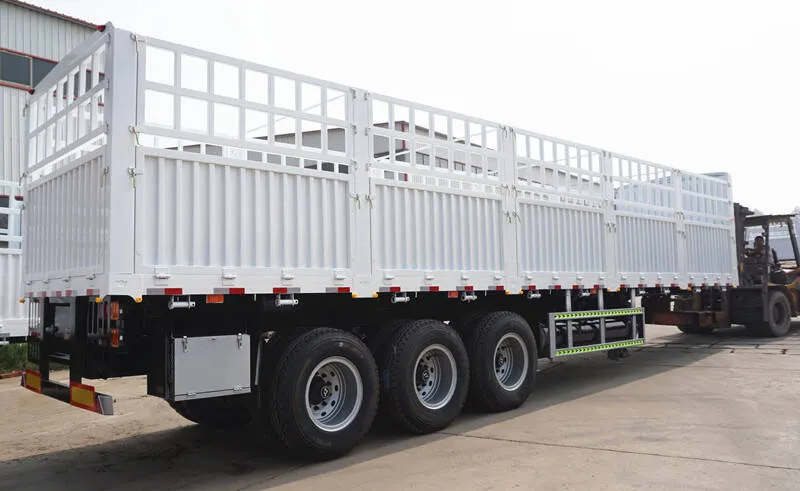 Fence Stake Trailer Animal Cattle Transport Livestock Trailer for Sale in Zambia