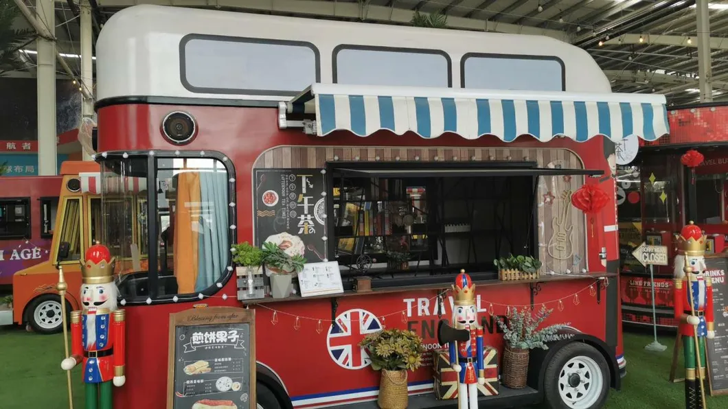 Food Truck Buses with Double Floor About 35 Square Meters to Use