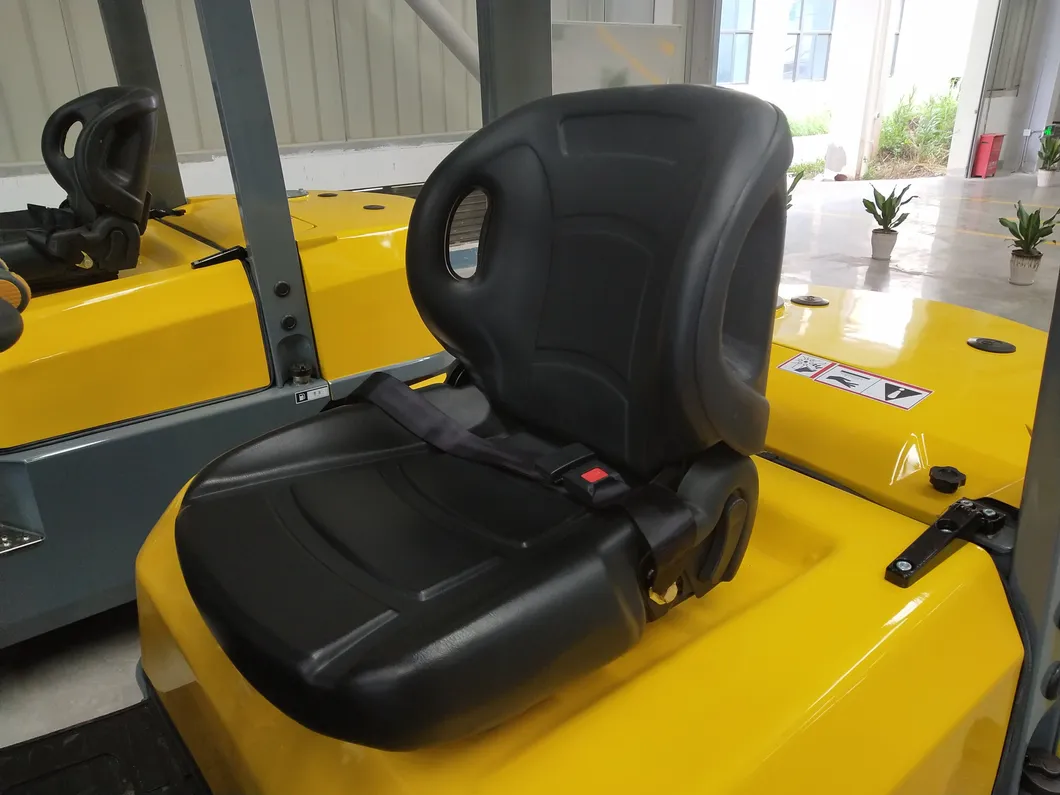Four Wheel Mini Warehouse 4000kg Diesel Forklift Truck