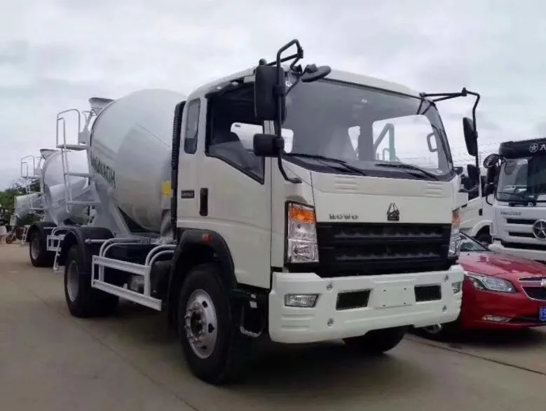 HOWO 4X2 LHD 5m3 130HP Euro-3 Concrete Mixer Truck