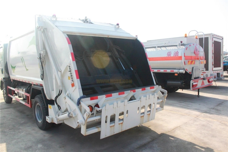 HOWO Garbage Compcator Truck with 8cbm Tank