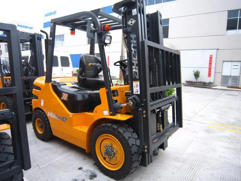 Huahe 4.5m 3t Diesel Forklift with Xinchai Engine (HH30)