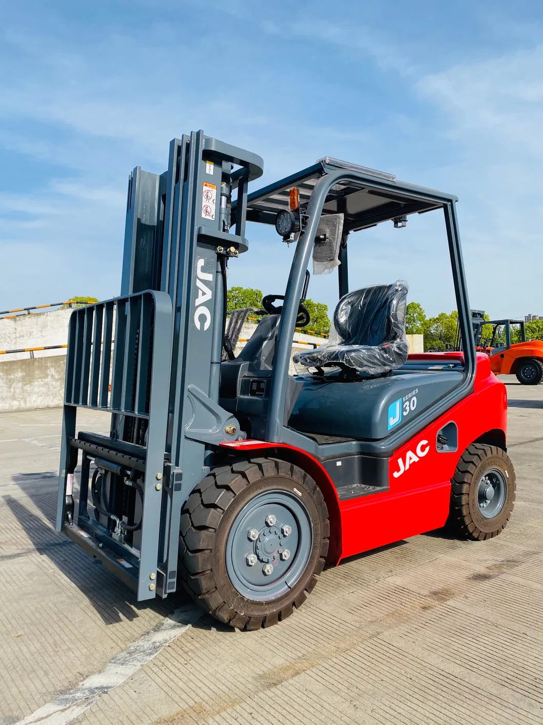 JAC Diesel Forklift Cpcd30j / Internal Combustion Forklift / Automatic Forklift