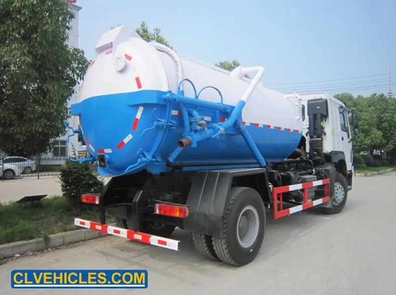 Sinotruk HOWO 10cbm 6 Wheelers Sewage Vacuum Cesspool Suction Truck