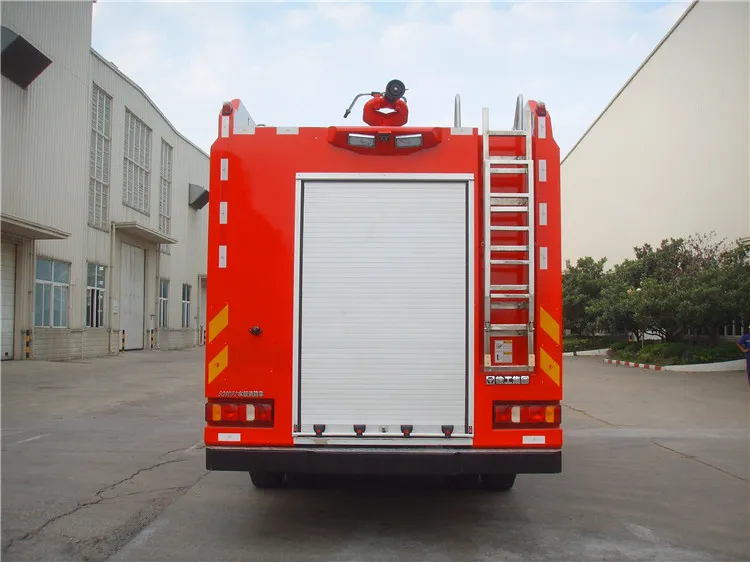 XCMG 8 Ton 4X2 Water Tank Fire Truck Sg80f2 China New Mobile Water Tank Rescue Fire Fighting Truck with HOWO Chassis Price